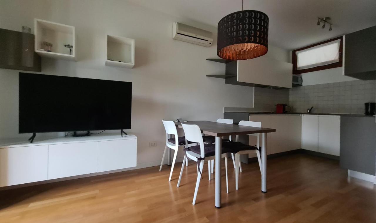 Garda Lake Aloha Apartments Торболе Экстерьер фото